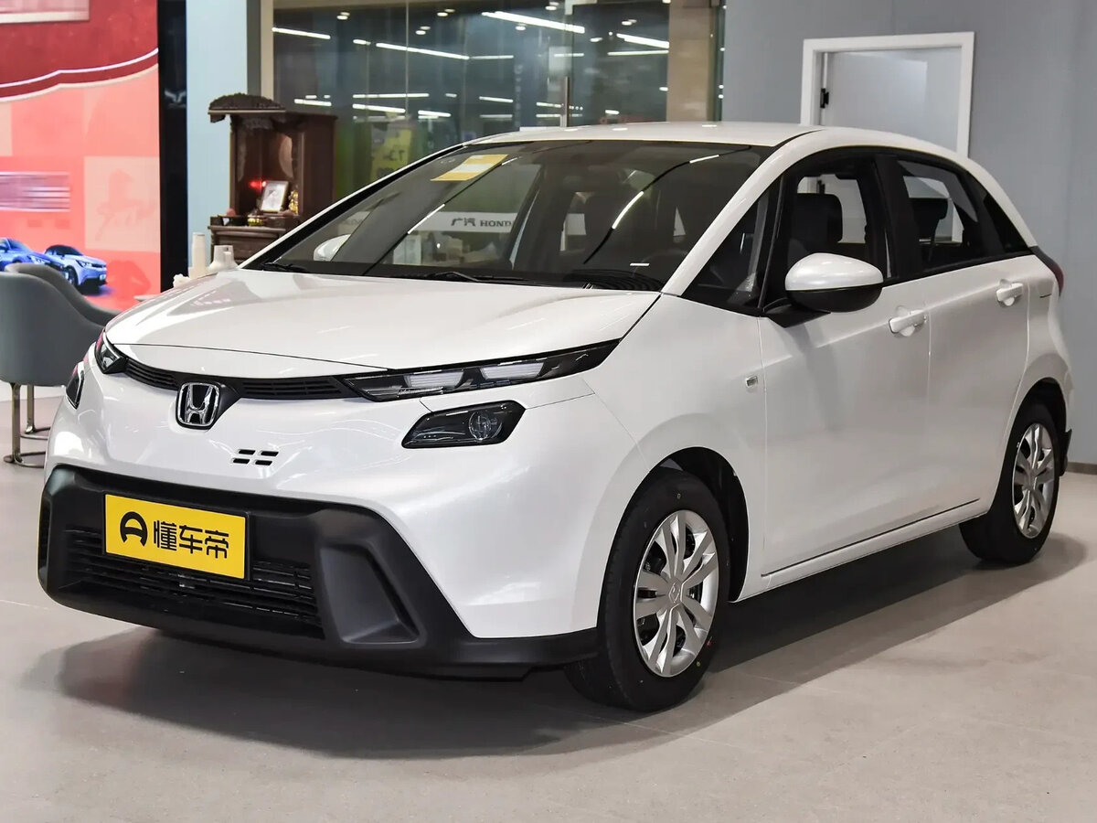Открыть фотографии: Honda Fit IV Рестайлинг 2