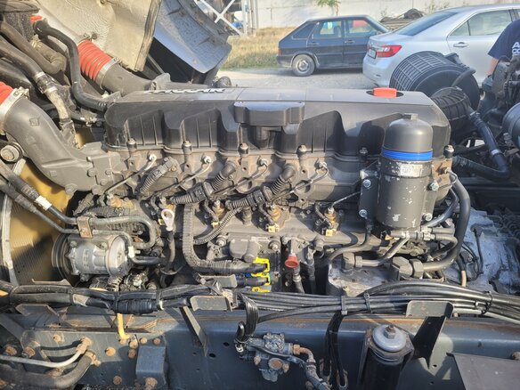 2008 DAF XF 105, белый, 5000000 рублей - вид 3