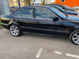 1998 BMW 5 серии 523i IV (E39), чёрный, 850000 рублей, вид 3