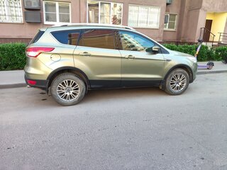 2013 Ford Kuga II, зелёный, 1400000 рублей, вид 2