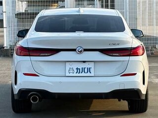 2022 BMW 2 серии Gran Coupe 218i F44, белый, 2000000 рублей, вид 4