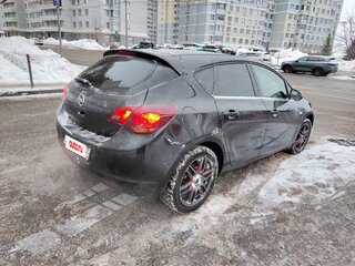 2011 Opel Astra J, чёрный, 600000 рублей, вид 2