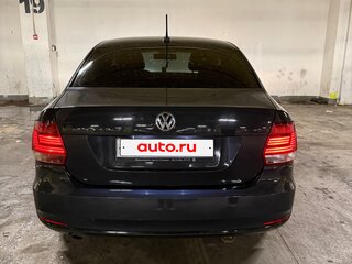 2017 Volkswagen Polo V Рестайлинг, серый, 800000 рублей, вид 4