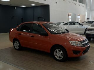 2017 Lada (ВАЗ) Granta I, оранжевый, 700000 рублей, вид 2