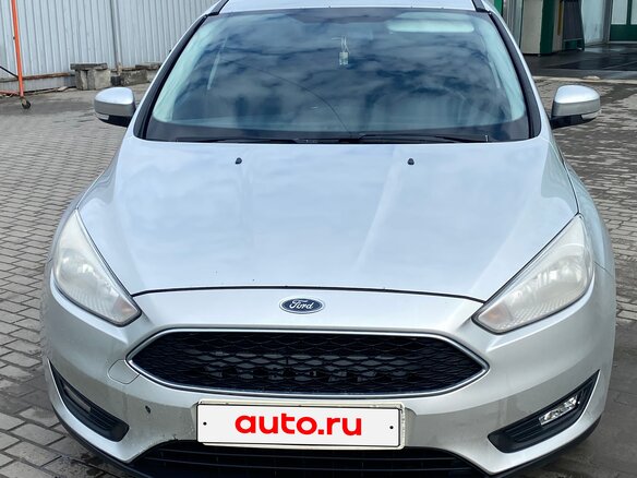 2017 Ford Focus III Рестайлинг, серебристый, 800000 рублей