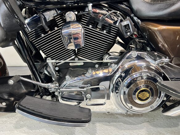 2013 Harley-Davidson Tri Glide, коричневый, 1599000 рублей - вид 22