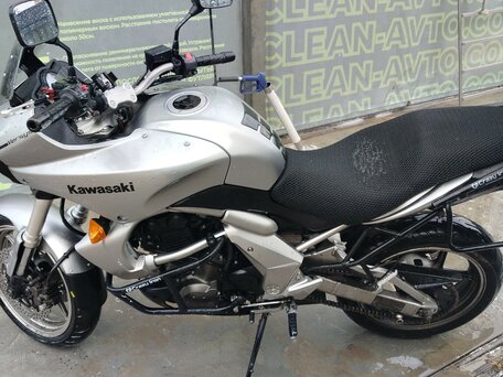 2006 Kawasaki Versys 650, серебристый, 350000 рублей, вид 2