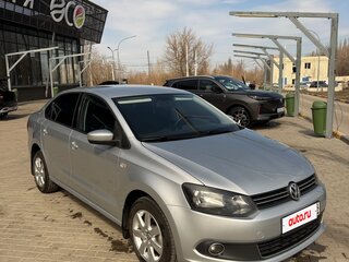 2014 Volkswagen Polo V, серебристый, 875000 рублей, вид 1