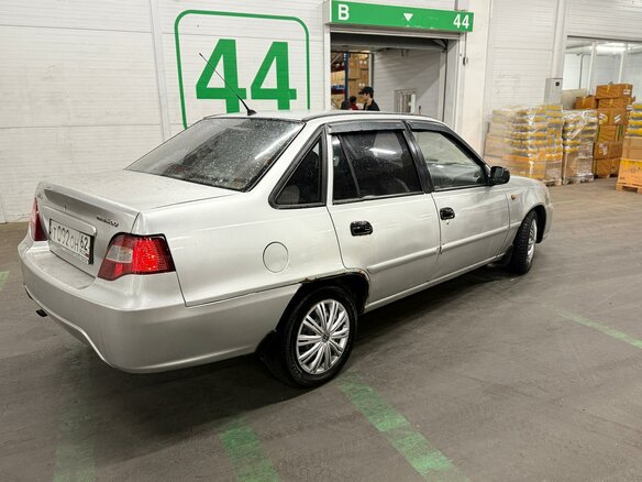 2010 Daewoo Nexia I Рестайлинг, серебристый, 165000 рублей - вид 5
