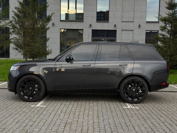 2025 Land Rover Range Rover P400 MHEV V, серый, 18750000 рублей - вид 7