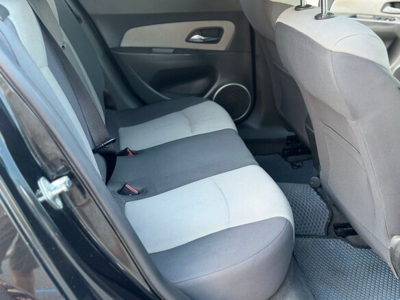 2010 Chevrolet Cruze I, чёрный, 720000 рублей - вид 29