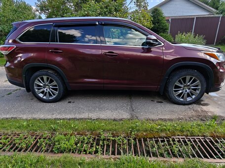 2014 Toyota Highlander III (XU50), красный, 2949000 рублей, вид 2