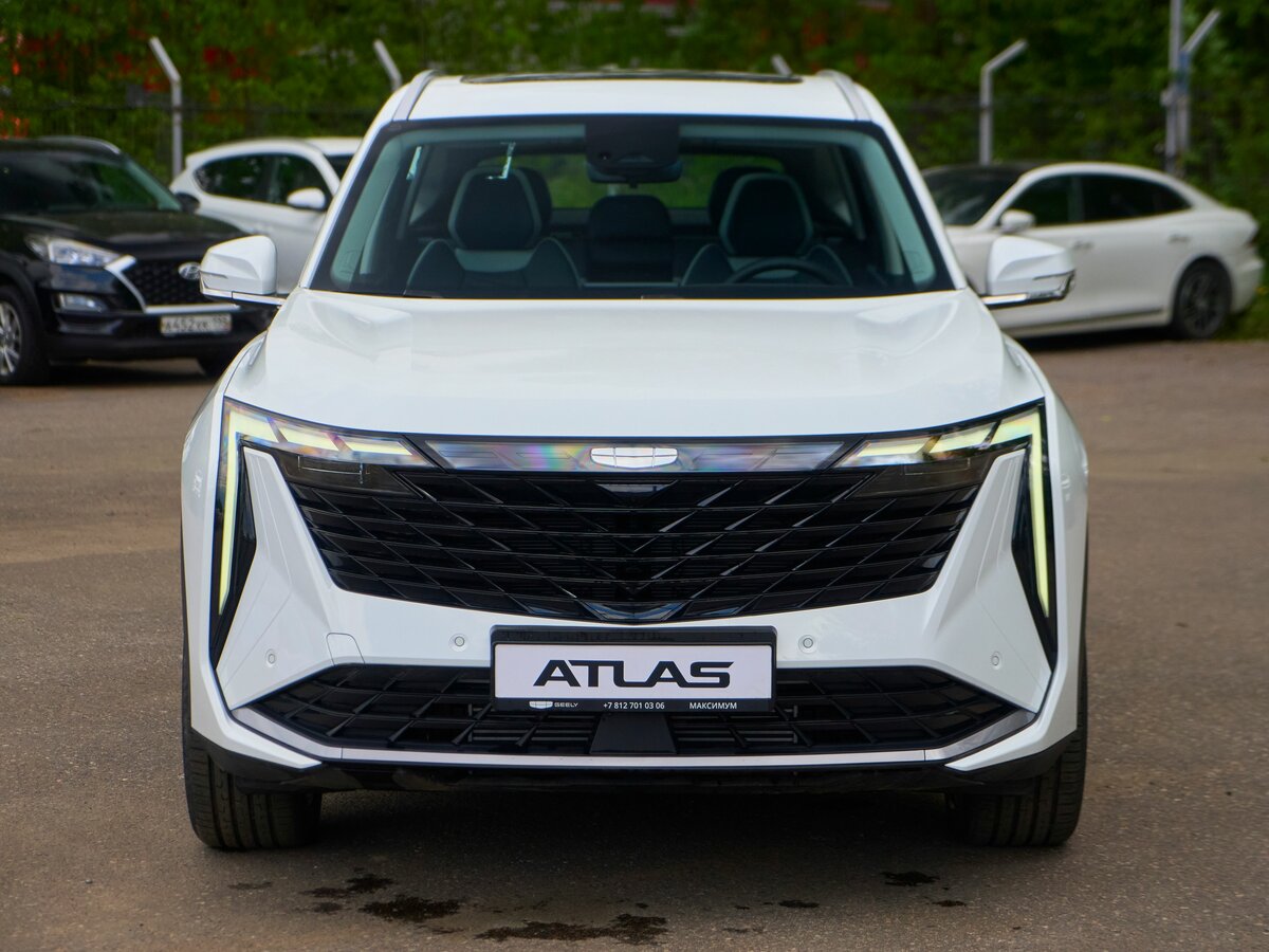 Открыть фотографии: Geely Atlas II