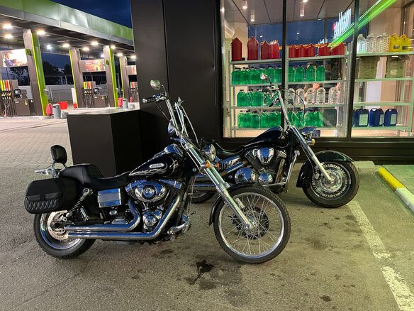 2006 Harley-Davidson Dyna Wide Glide, чёрный, 700000 рублей - вид 9
