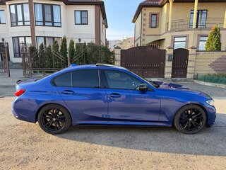 2019 BMW 3 серии 330i VII (G2x), синий, 4400000 рублей, вид 2