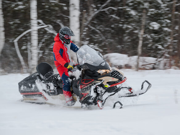 2025 AODES (Odes) Snowcross 1000, бежевый, 999000 рублей - вид 2