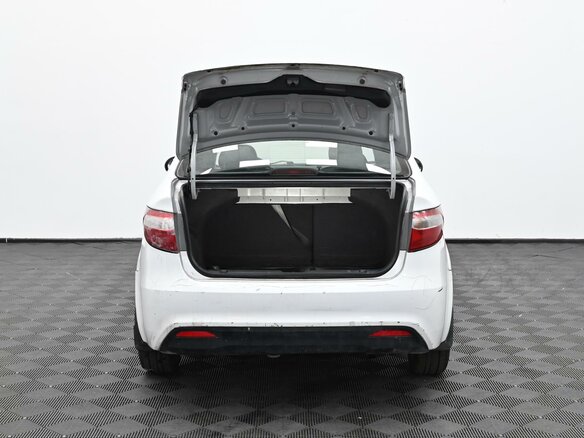 2014 Kia Rio III, белый, 389000 рублей - вид 4