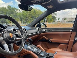 2016 Porsche Cayenne GTS II Рестайлинг (958), чёрный, 4500000 рублей, вид 3