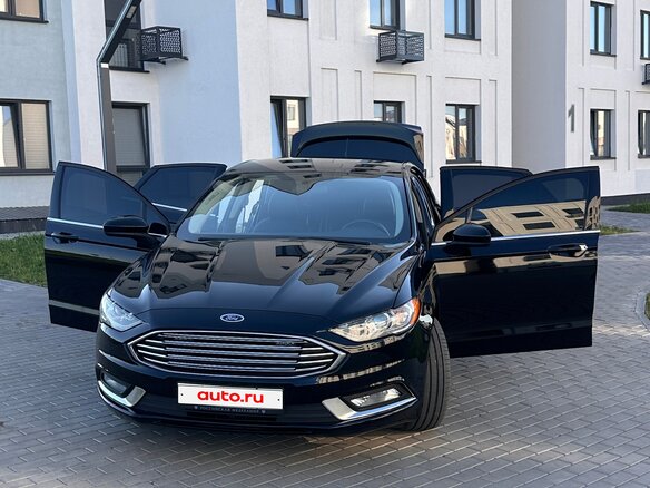2018 Ford Fusion (North America) II Рестайлинг, чёрный, 1640000 рублей - вид 2
