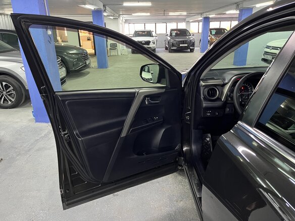2015 Toyota RAV4 IV (XA40), коричневый, 1935000 рублей - вид 8