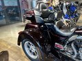 2014 Harley-Davidson Tri Glide, пурпурный, 2200000 рублей - вид 8