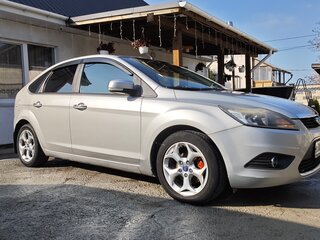 2009 Ford Focus II Рестайлинг, серебристый, 849999 рублей, вид 3
