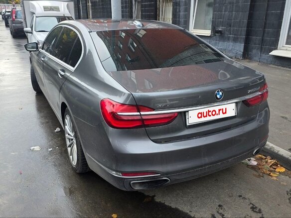 2016 BMW 7 серии Long 740Ld xDrive VI (G11/G12), серый, 3700000 рублей - вид 1