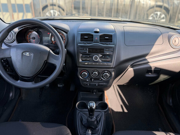 2024 Lada (ВАЗ) Granta Cross I Рестайлинг, белый, 899000 рублей - вид 9