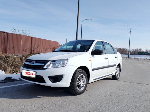 2017 Lada (ВАЗ) Granta I, белый, 360000 рублей