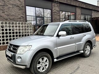 2011 Mitsubishi Pajero IV, серебристый, 2000000 рублей, вид 5