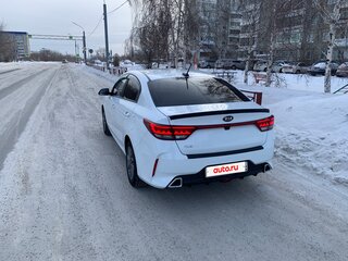 2020 Kia Rio IV Рестайлинг, белый, 1420000 рублей, вид 2