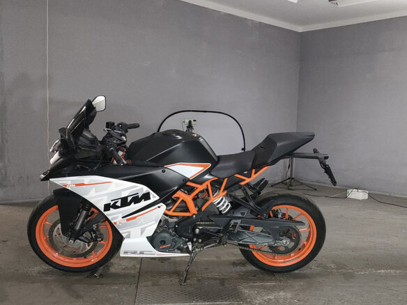 2017 KTM RC 390, белый