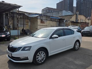 2019 Skoda Octavia III (A7) Рестайлинг, белый, 1500000 рублей, вид 2