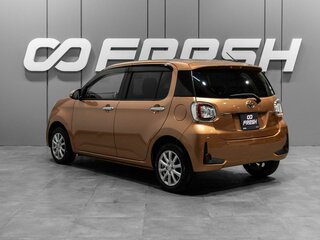 2018 Toyota Passo III, коричневый, 1270000 рублей, вид 2