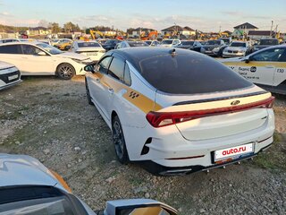 2021 Kia K5 III, белый, 1651000 рублей, вид 4