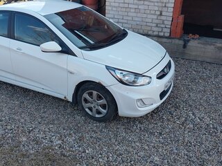 2012 Hyundai Solaris I, белый, 600000 рублей, вид 1