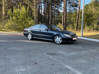 2003 Mercedes-Benz S-Класс 500 IV (W220) Рестайлинг, синий, 1299000 рублей, вид 4