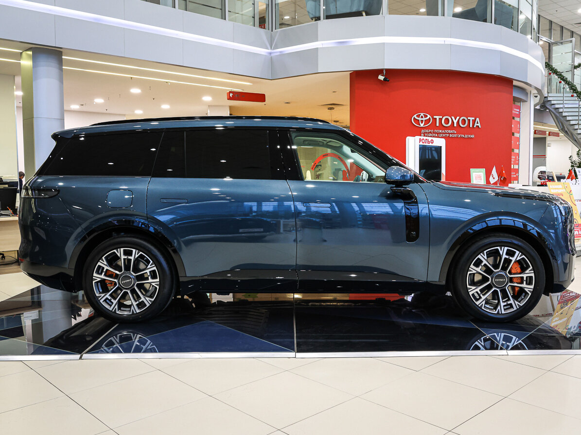 Открыть фотографии: Lynk & Co 900