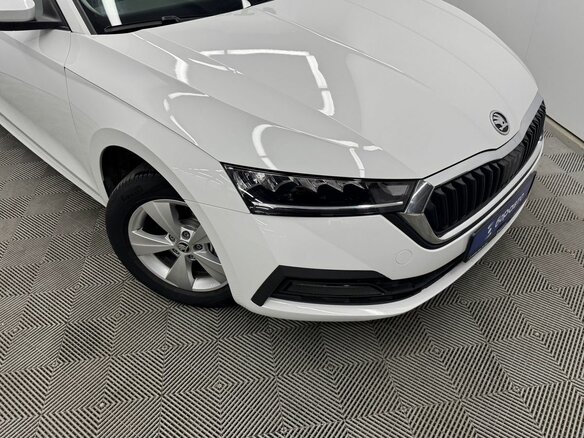 2021 Skoda Octavia IV (A8), белый, 2199067 рублей - вид 15