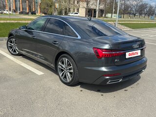 2021 Audi A6 45 TFSI V (C8), серый, 4650000 рублей, вид 3