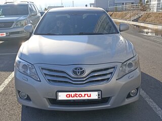 2009 Toyota Camry VI (XV40) Рестайлинг, серебристый, 1030000 рублей, вид 1