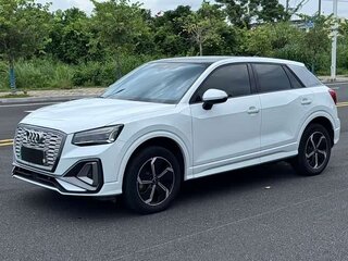 2022 Audi Q2 L e-tron I Рестайлинг, белый, 1561226 рублей, вид 1