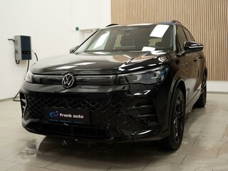 2026 Volkswagen Tiguan L Pro III (China Market), чёрный, 4970000 рублей, вид 1