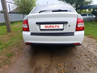 2010 Lada (ВАЗ) Priora I, белый, 450000 рублей, вид 2