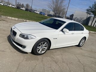 2012 BMW 5 серии 520i VI (F10/F11/F07), белый, 1350000 рублей, вид 4