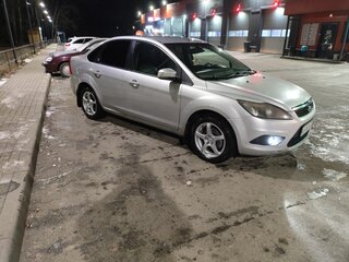 2008 Ford Focus II Рестайлинг, серебристый, 500000 рублей, вид 4