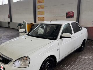 2016 Lada (ВАЗ) Priora I Рестайлинг, белый, 580000 рублей, вид 1