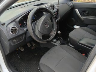 2015 Renault Logan II, белый, 500000 рублей, вид 5