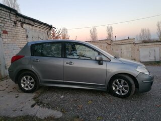 2010 Nissan Tiida I Рестайлинг, серый, 639000 рублей, вид 3