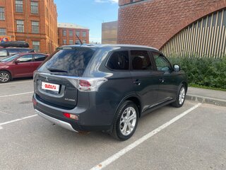 2014 Mitsubishi Outlander III, серый, 1650000 рублей, вид 3